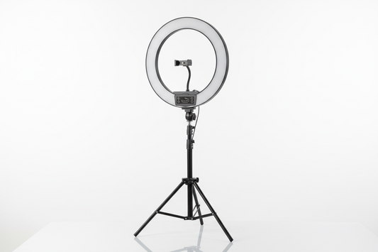 LED Ringleuchte mit Stativ Frontansicht